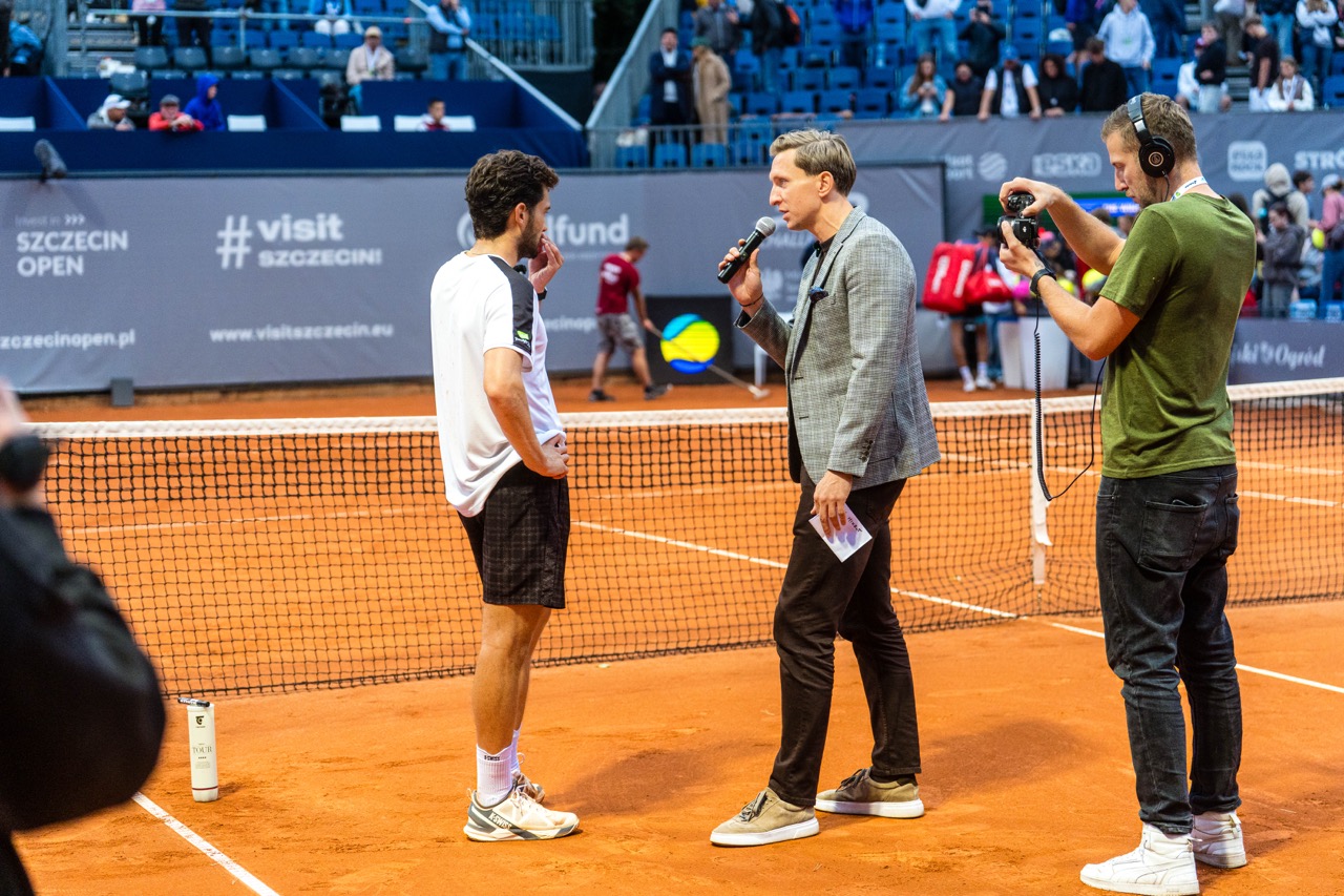 Wywiad z zawodnikiem po meczu podczas turnieju tenisa Invest in Szczecin Open 2026 na korcie.