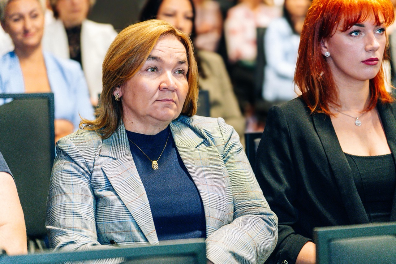 Uczestnicy wydarzenia w Hotelu Fokus, emocje podczas rozdania wyróżnień PKO.